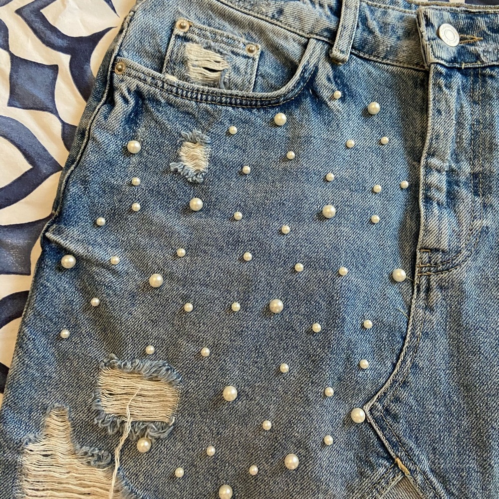 Zara pearl denim mini skirt - Picture 2 of 7